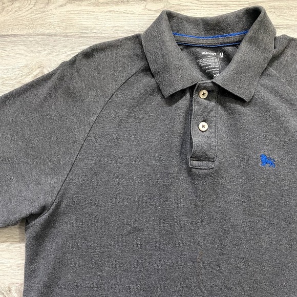 2 Old Navy Polos 100% Cotton Red and Gray Size Medium - Picture 4 of 11